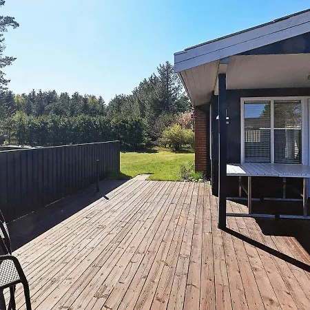 Cli Ferienhaus Hals